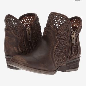 Corral Circle G Women's Brown Cutout Shortie Leather Boot